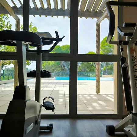 Apartment T2 Magnifique Vue Sur Golf Avec Climatisation Avec Piscine Saumane-de-Vaucluse